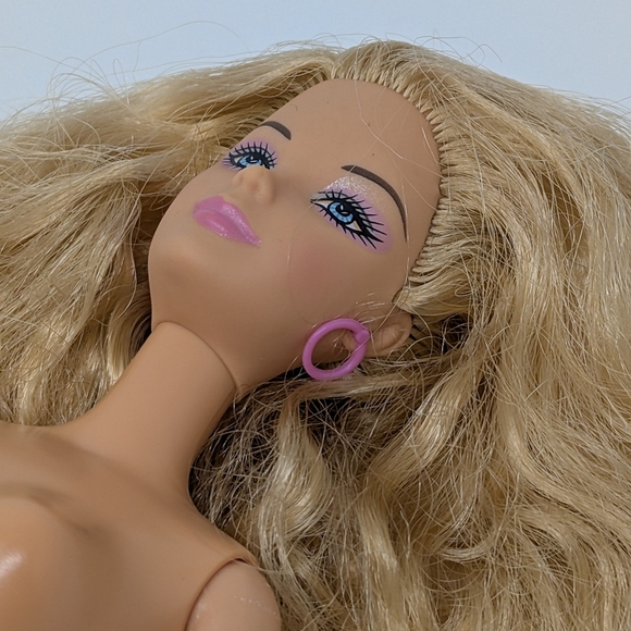 SOLD - Picture 2 of 10